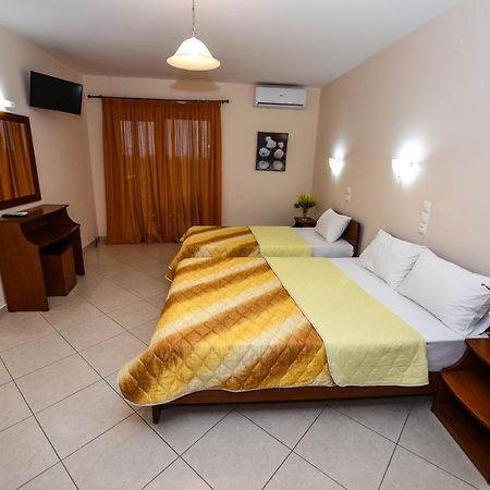 Hotel Toronto Paralía Kültér fotó
